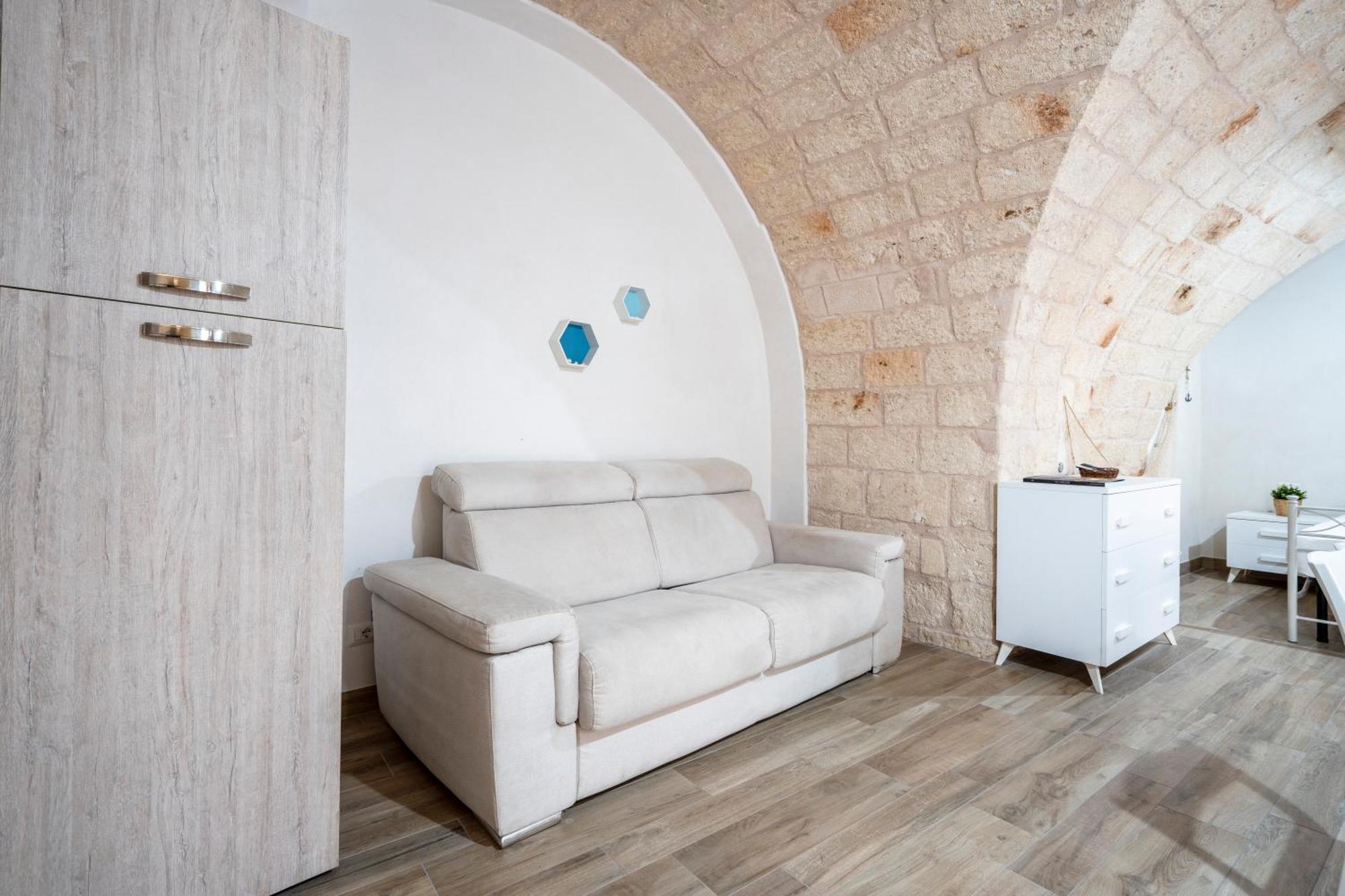 Apartamento Casa Sardella, In Pieno Centro Storico A 300 Mt Dal Mare Monopoli Exterior foto